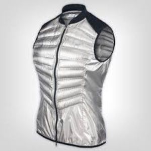 Nike 800 Aeroloft metallic vest - W XSmall
